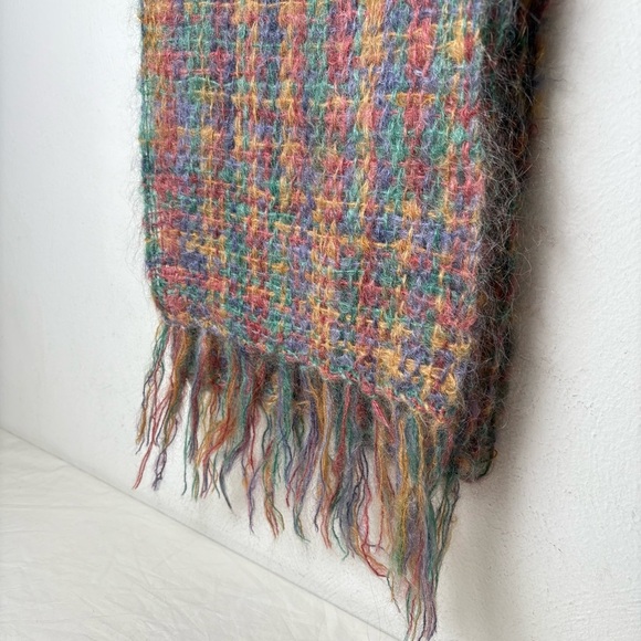 Handmade Hand knit multicolor soft cottage woven mohair wool scarf - Picture 10 of 11